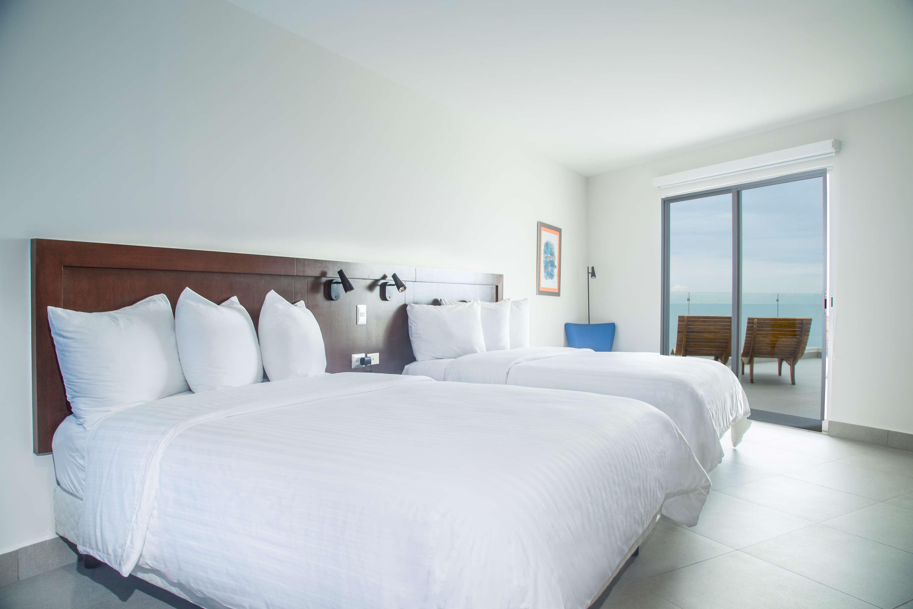 Park Inn By Radisson Mazatlán Extérieur photo
